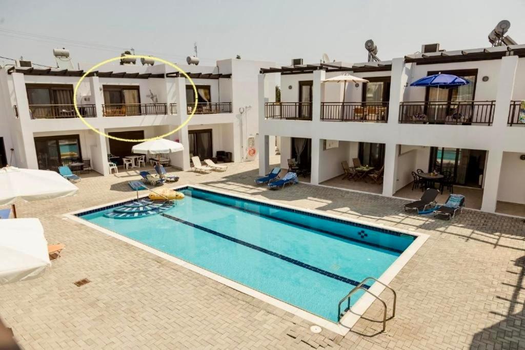 Harmonia At Gennadi Court Apartment Exterior foto